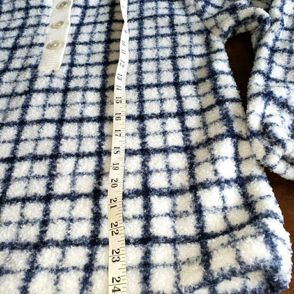 NWOT LOFT Soft sherpa pullover - Picture 7 of 7